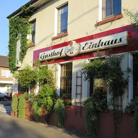 Einhaus Hotell *