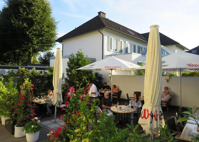 Einhaus Szálloda Borken